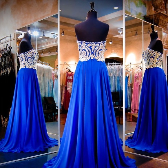 Prom Dress - Picture 2 of 5